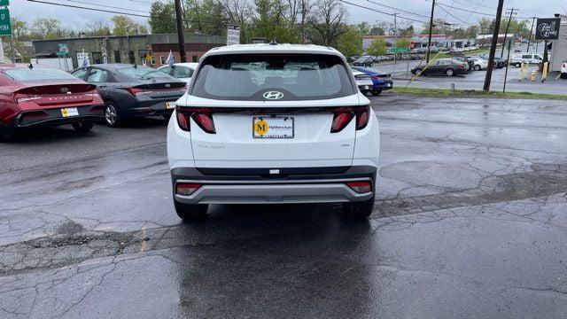 2025 Hyundai TUCSON SE