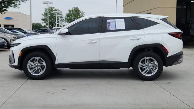 2025 Hyundai TUCSON SE