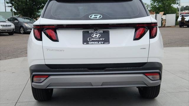 2025 Hyundai TUCSON SE