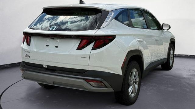 2025 Hyundai TUCSON SE