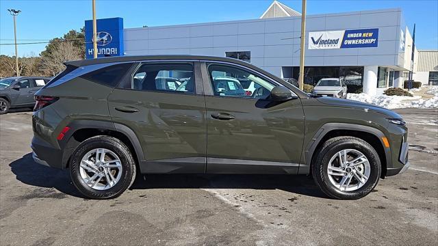 2025 Hyundai TUCSON SE