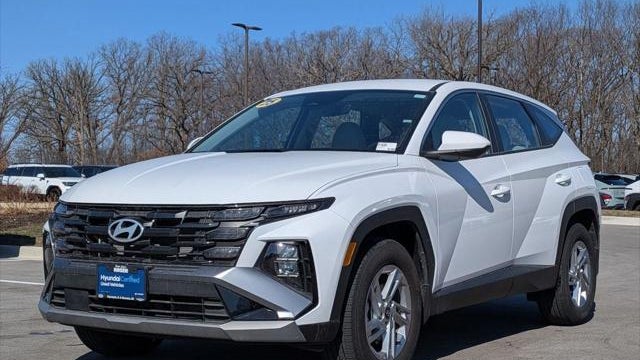 2025 Hyundai TUCSON SE