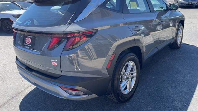 2025 Hyundai TUCSON SE