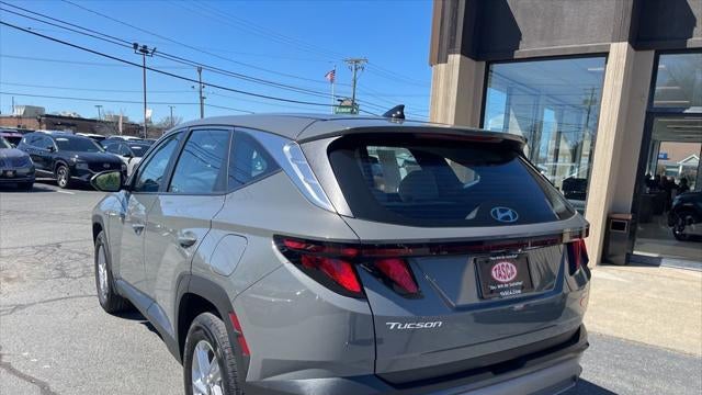 2025 Hyundai TUCSON SE
