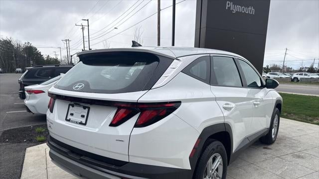 2026 Hyundai TUCSON SE