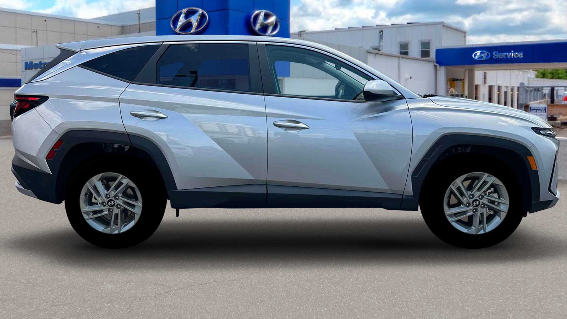 2026 Hyundai TUCSON SE