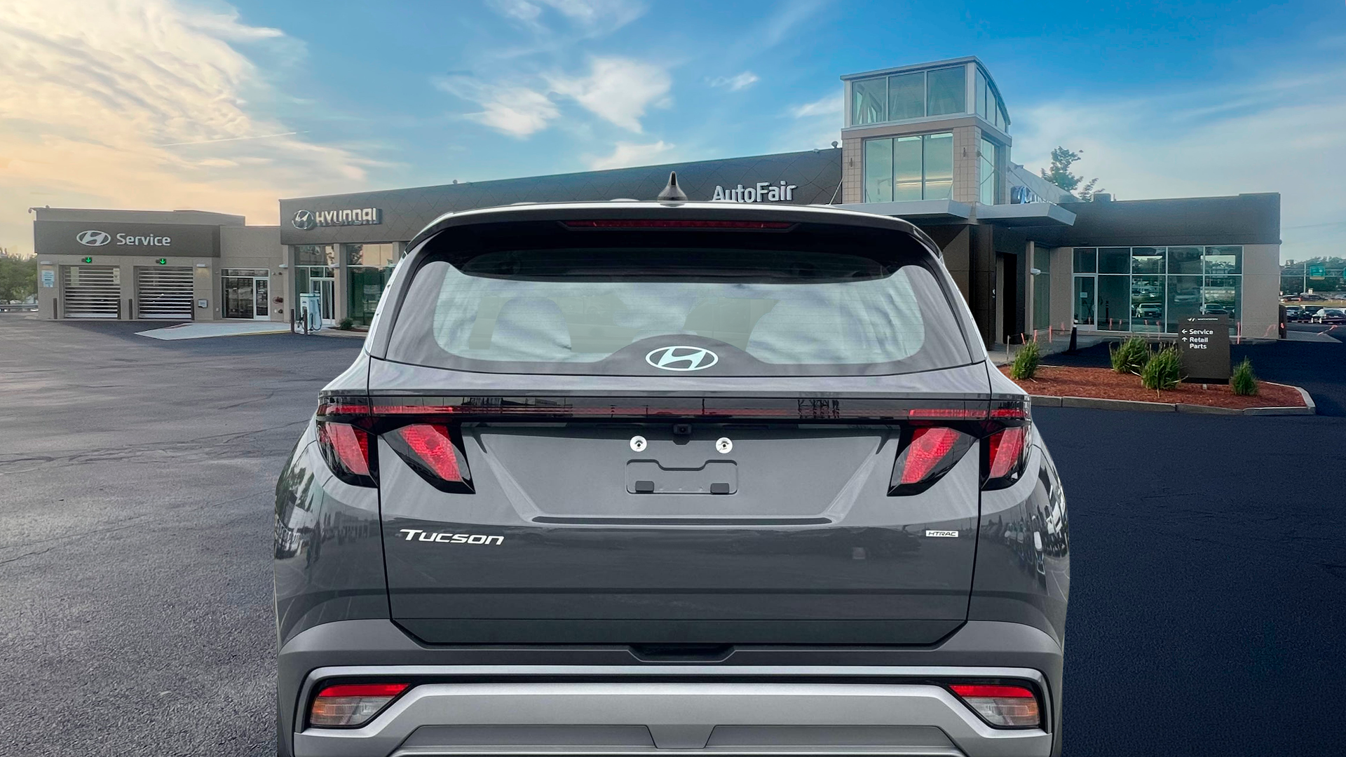 2026 Hyundai TUCSON SE