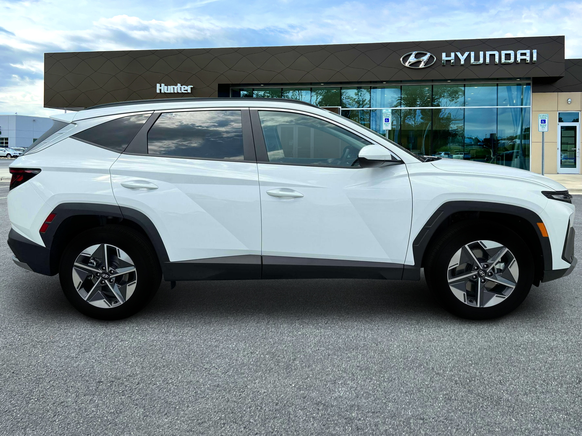 2025 Hyundai Tucson - $27,425