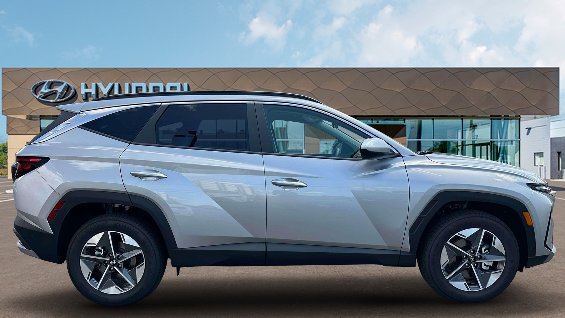 2025 Hyundai TUCSON SEL