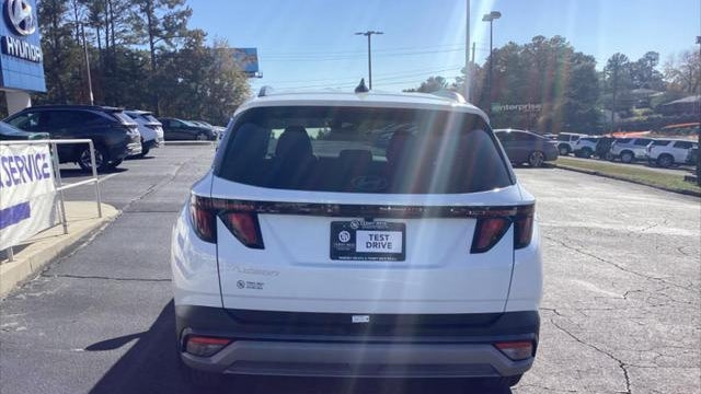 2026 Hyundai TUCSON SEL