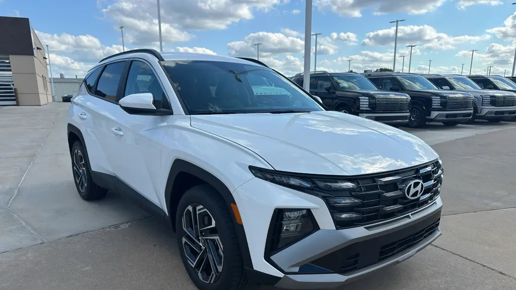 Preowned 2026 Hyundai TUCSON SEL Plus for Sale