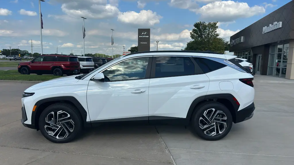 2026 Hyundai TUCSON SEL Plus