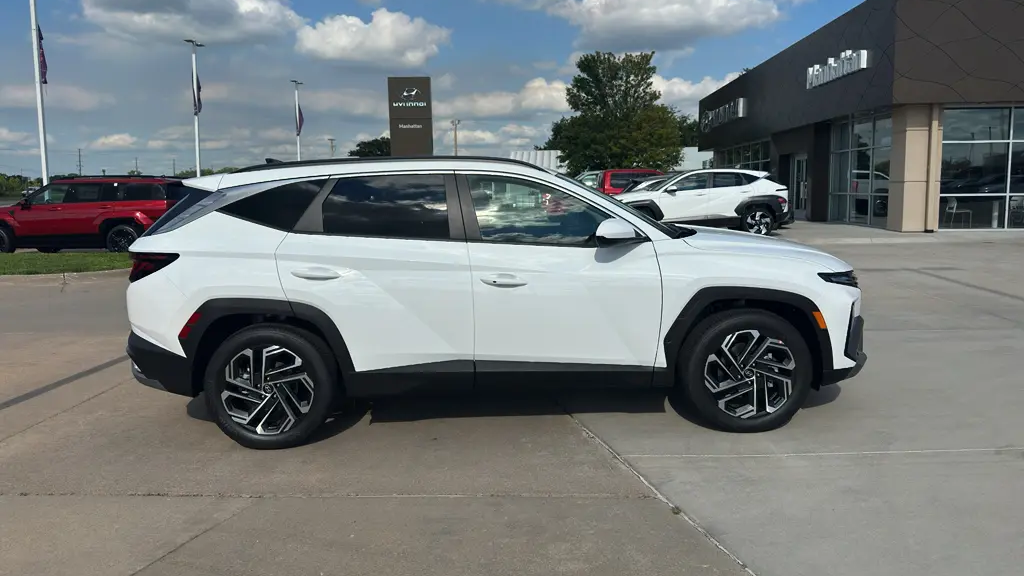 2026 Hyundai TUCSON SEL Plus