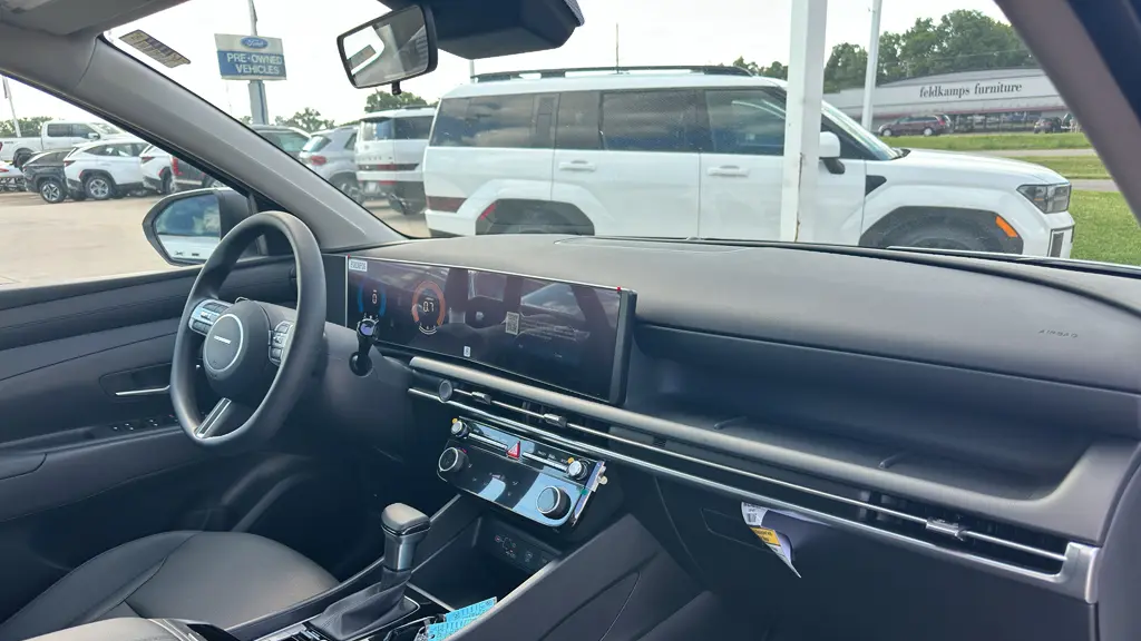 2026 Hyundai TUCSON SEL Plus