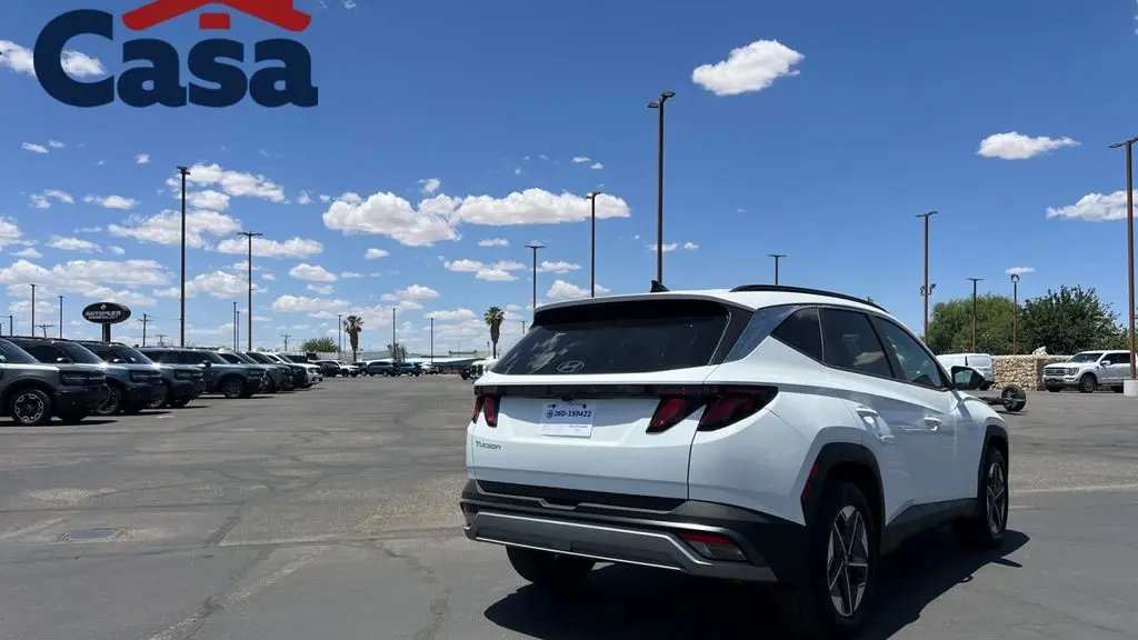2026 Hyundai TUCSON SEL
