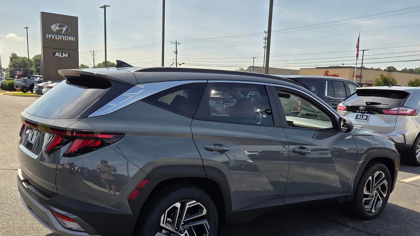 2026 Hyundai TUCSON SEL