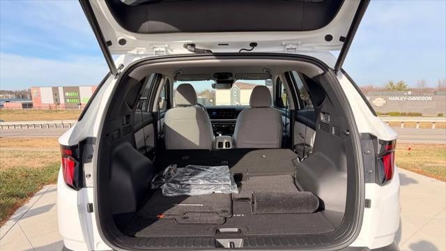 2025 Hyundai TUCSON SEL
