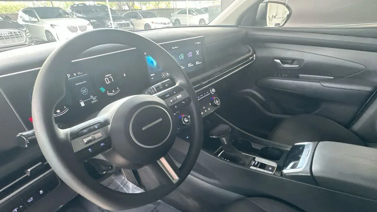 2026 Hyundai TUCSON SEL
