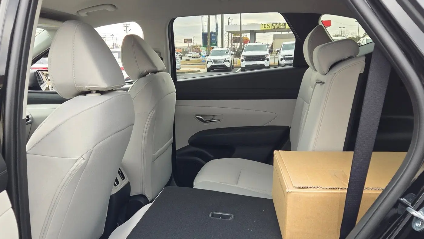 2026 Hyundai TUCSON SEL