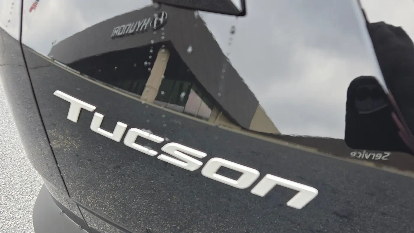 2026 Hyundai TUCSON SEL