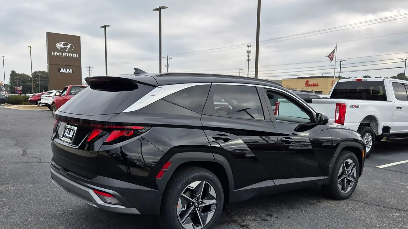 2026 Hyundai TUCSON SEL