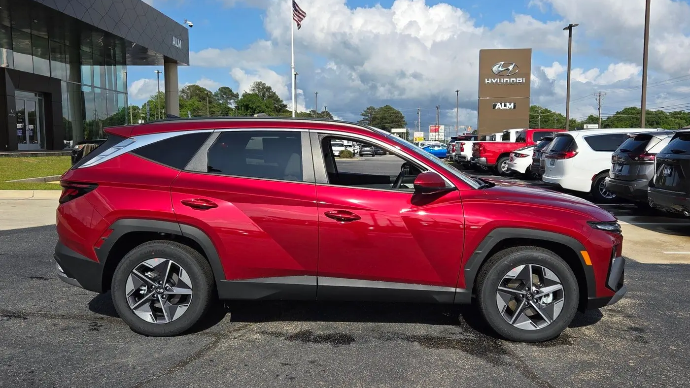 2026 Hyundai TUCSON SEL