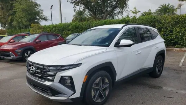 2025 Hyundai TUCSON SEL