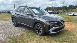 2026 Hyundai TUCSON with Ecotronic Gray Exterior