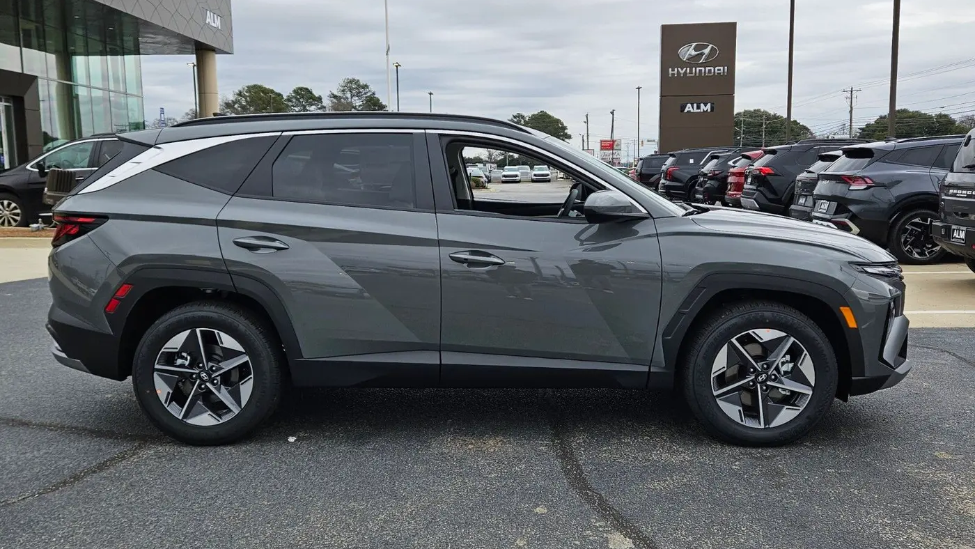 2026 Hyundai TUCSON SEL