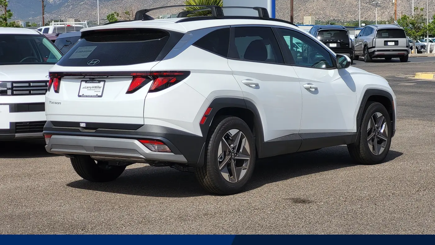 2026 Hyundai TUCSON SEL