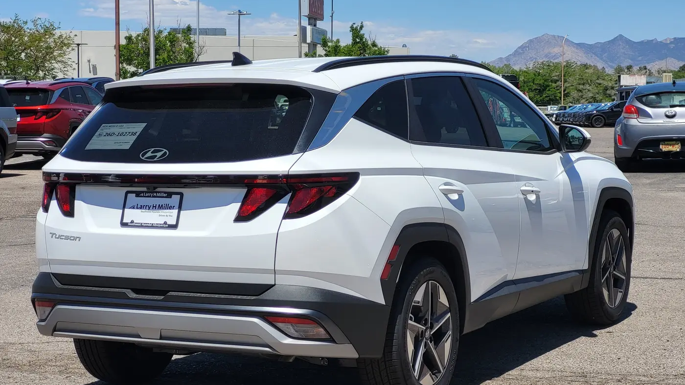2026 Hyundai TUCSON SEL