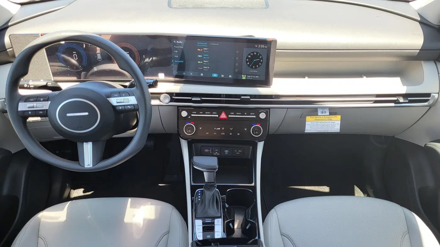 2026 Hyundai TUCSON SEL