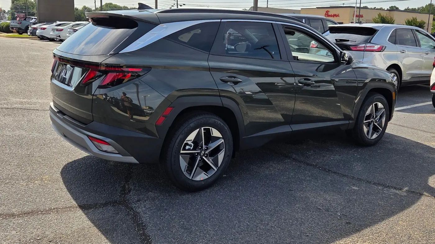 2026 Hyundai TUCSON SEL