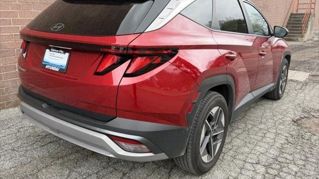 2025 Hyundai TUCSON SEL