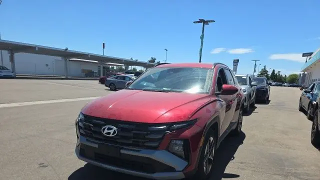 2025 Hyundai TUCSON SEL
