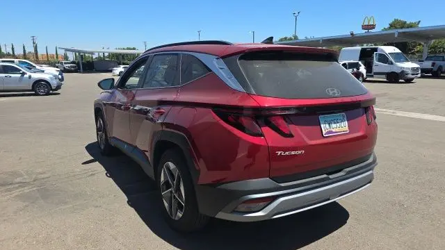 2025 Hyundai TUCSON SEL