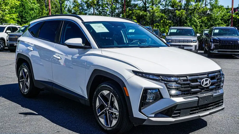 2026 Hyundai TUCSON SEL