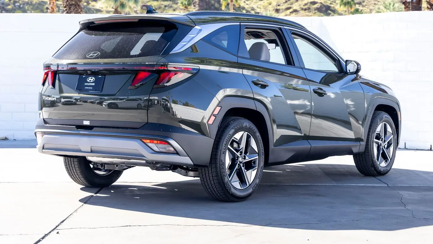 2026 Hyundai TUCSON SEL