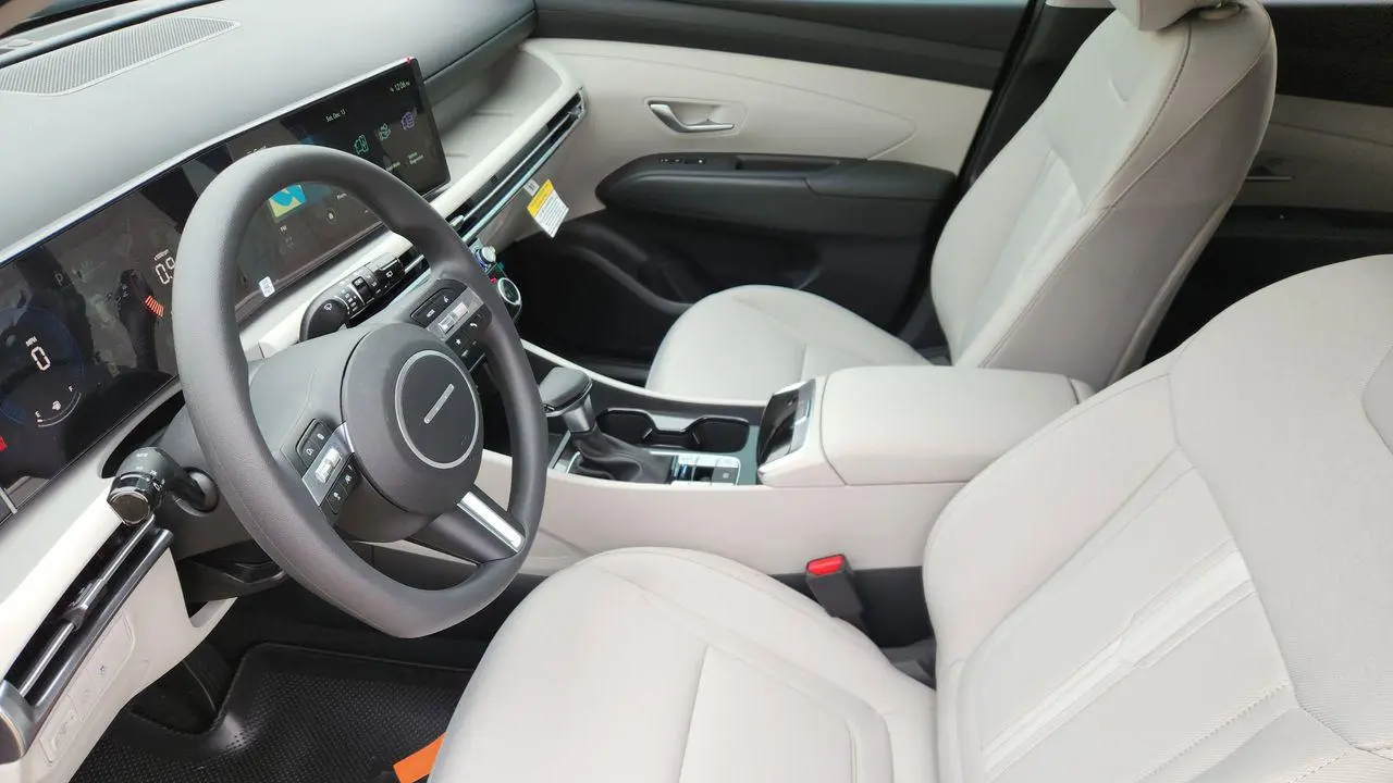 2026 Hyundai TUCSON SEL