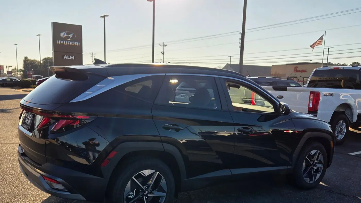 2026 Hyundai TUCSON SEL
