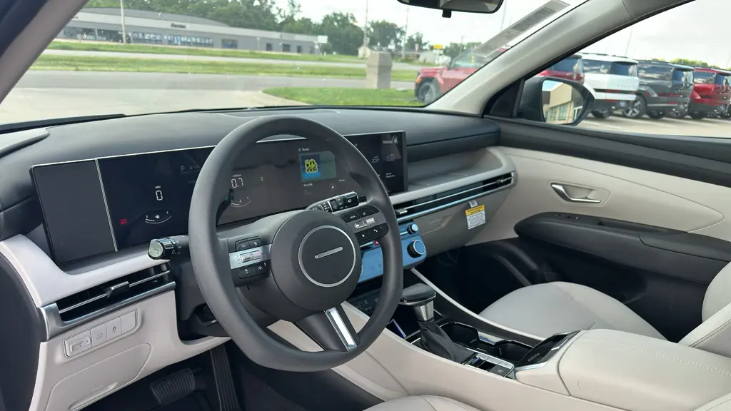 2026 Hyundai TUCSON SEL