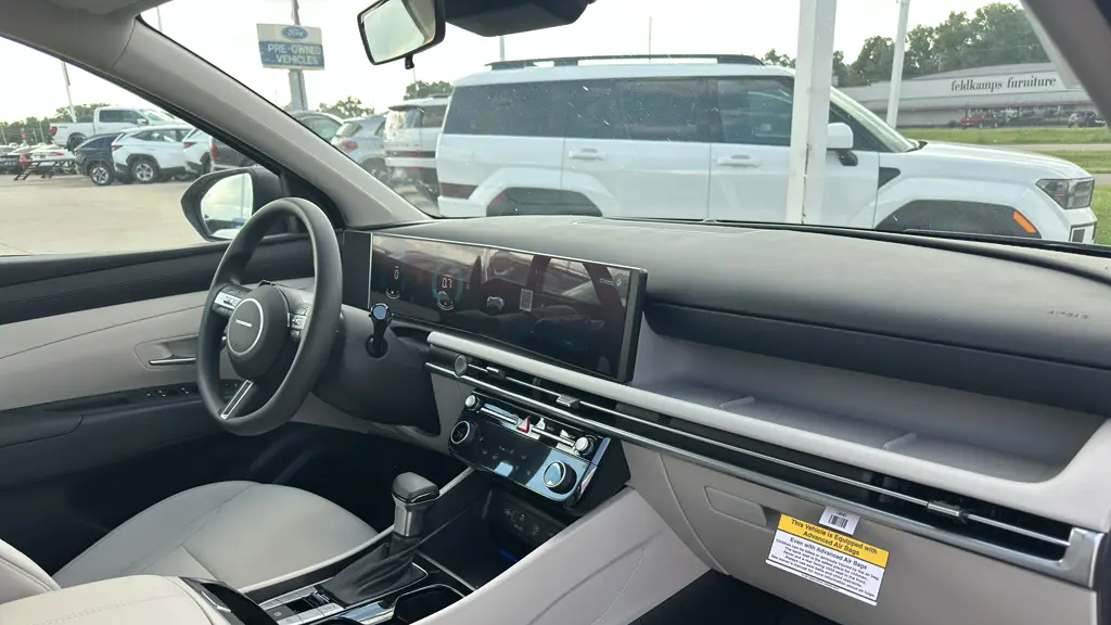 2026 Hyundai TUCSON SEL