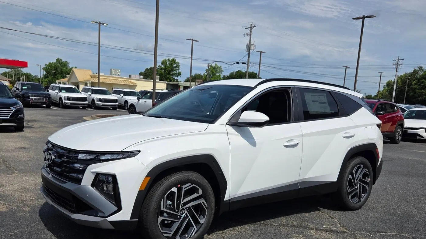 2026 Hyundai TUCSON SEL