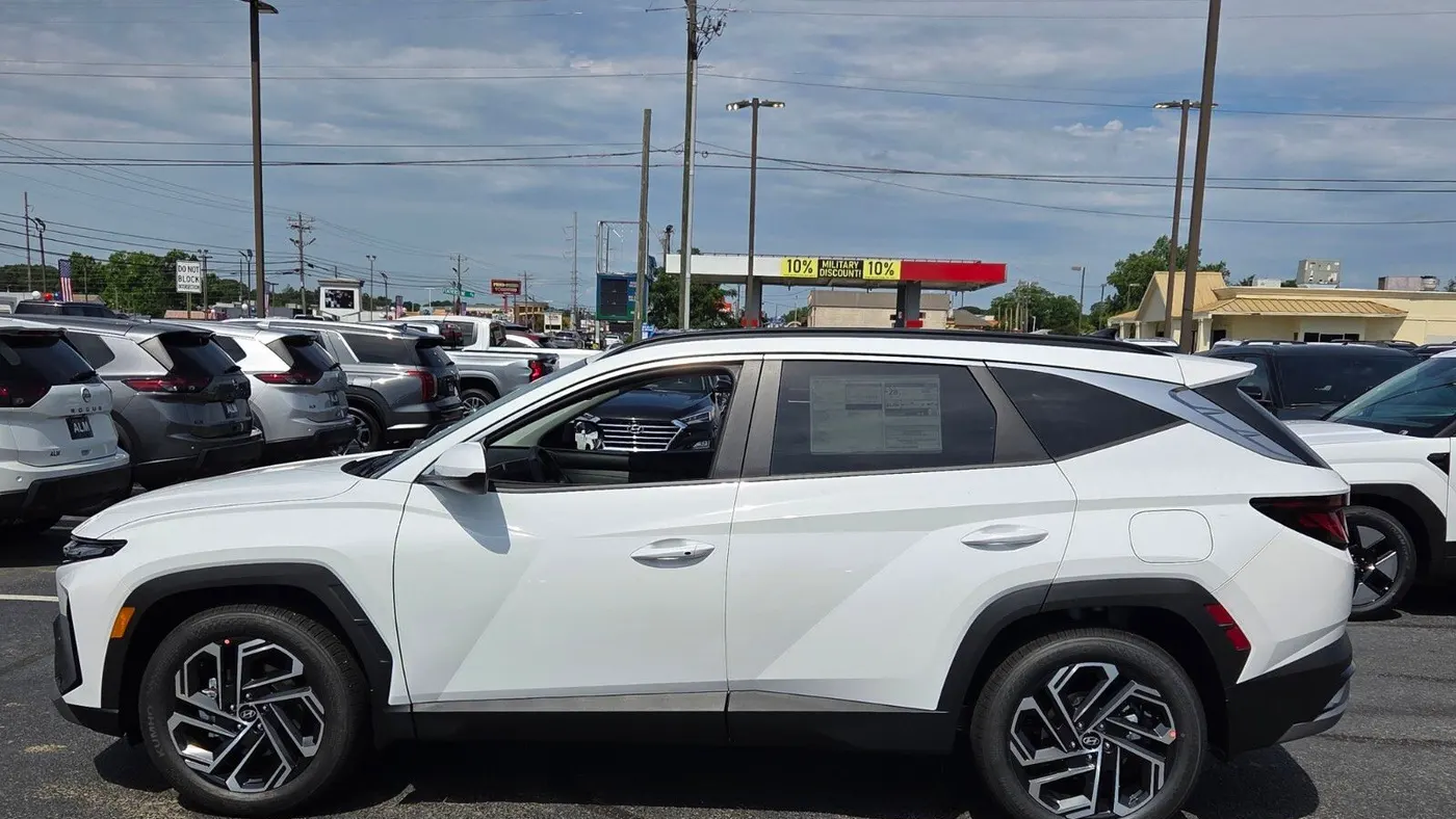 2026 Hyundai TUCSON SEL