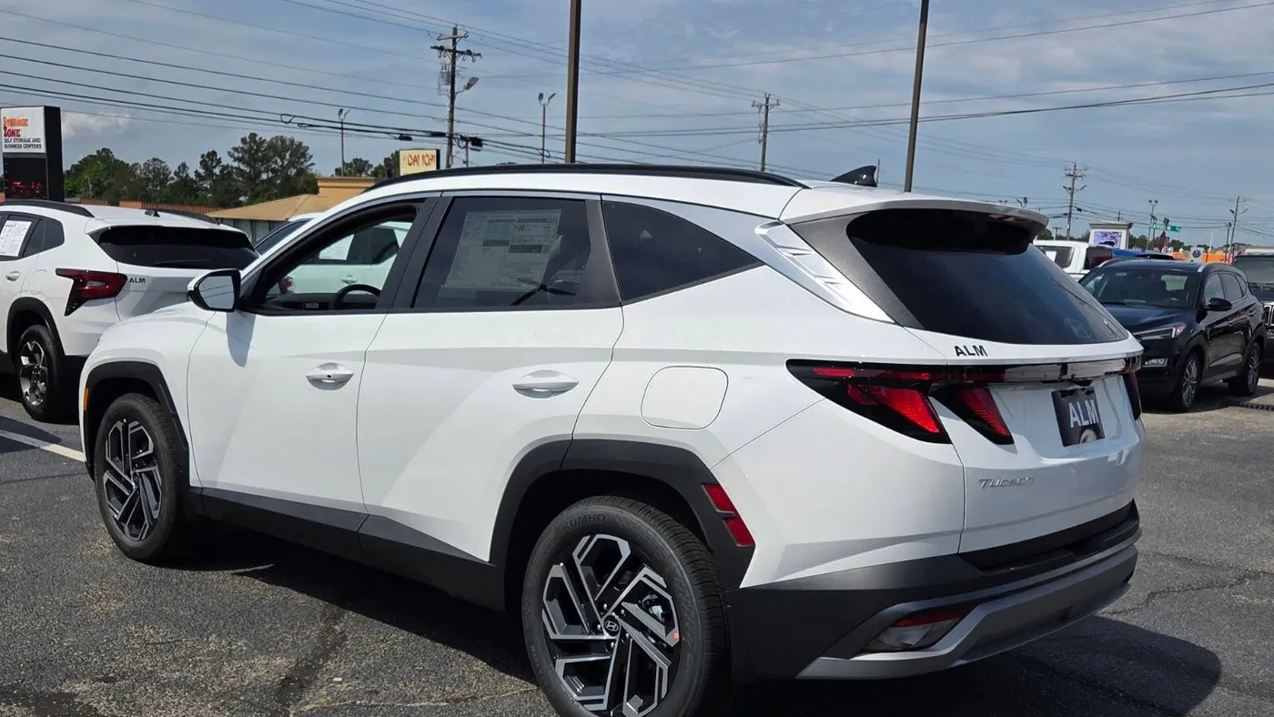 2026 Hyundai TUCSON SEL