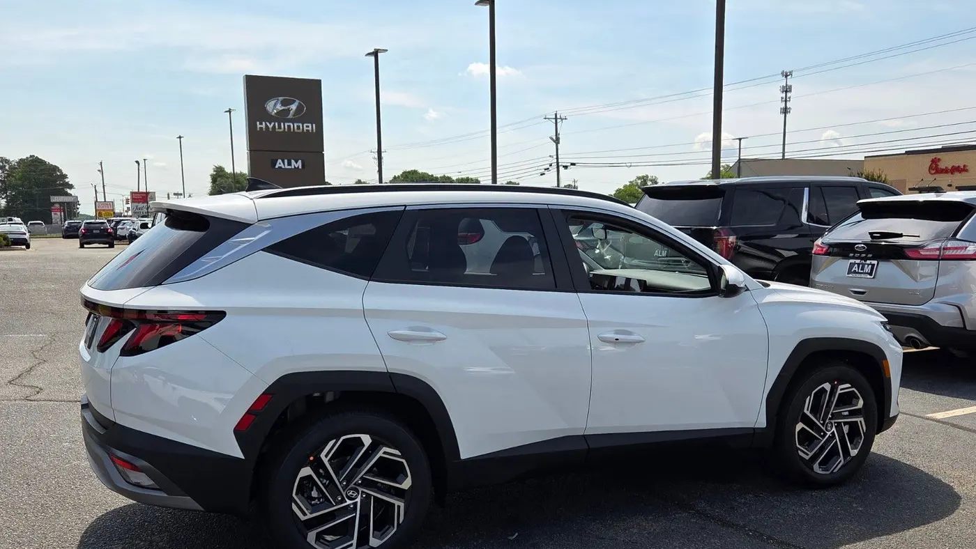 2026 Hyundai TUCSON SEL