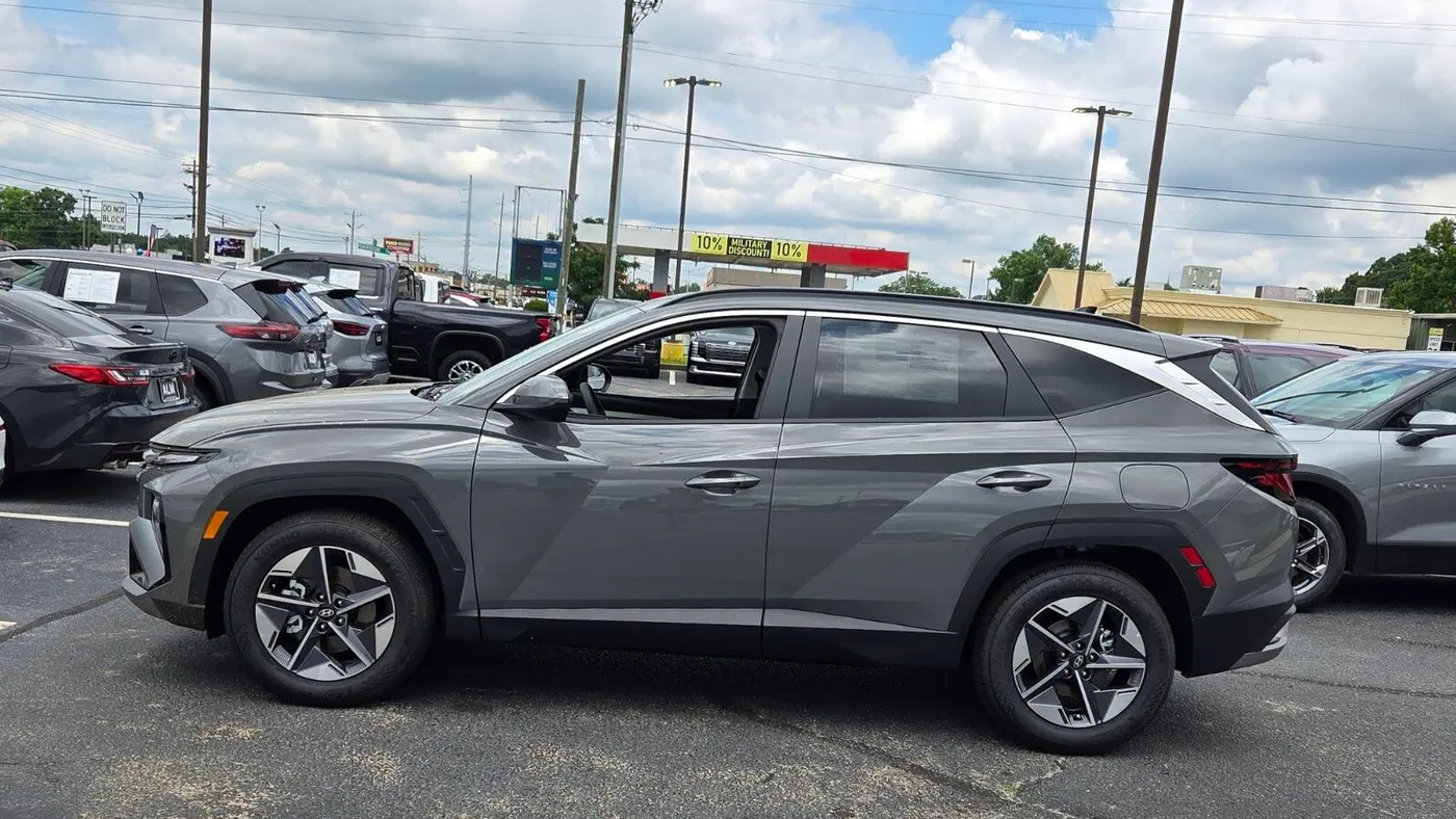 2026 Hyundai TUCSON SEL