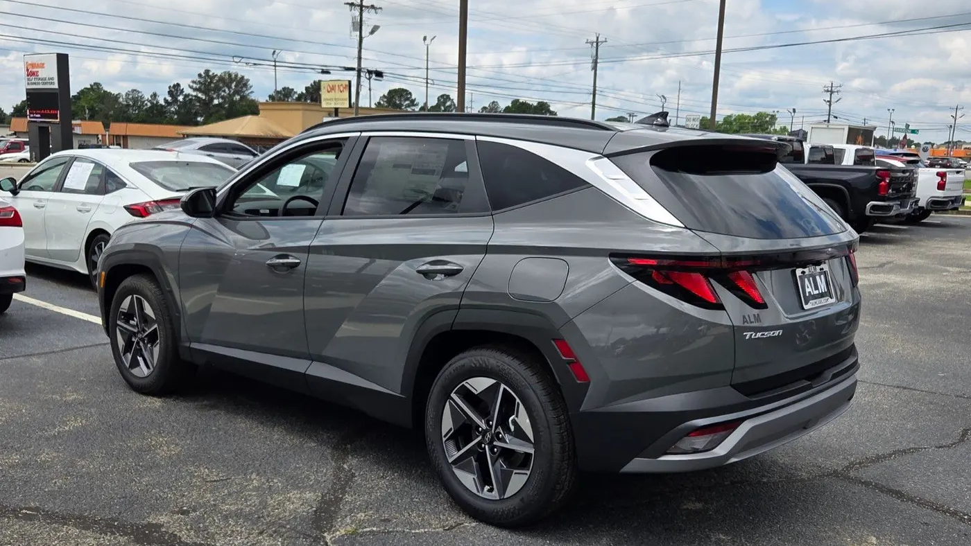 2026 Hyundai TUCSON SEL