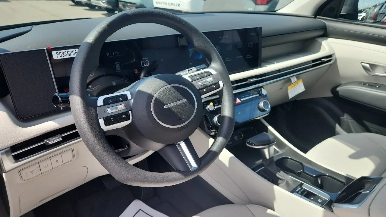 2026 Hyundai TUCSON SEL Plus