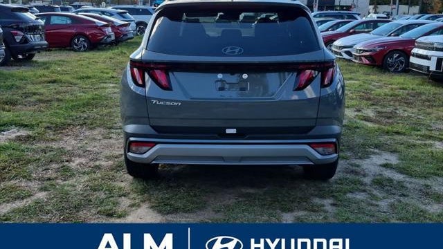 2026 Hyundai TUCSON SEL